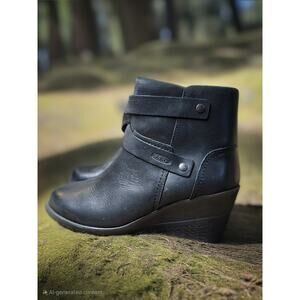 Keen Kate Womens Mid Boots Size 7.5 Black Leather Zip Fashion Ankle Biker
